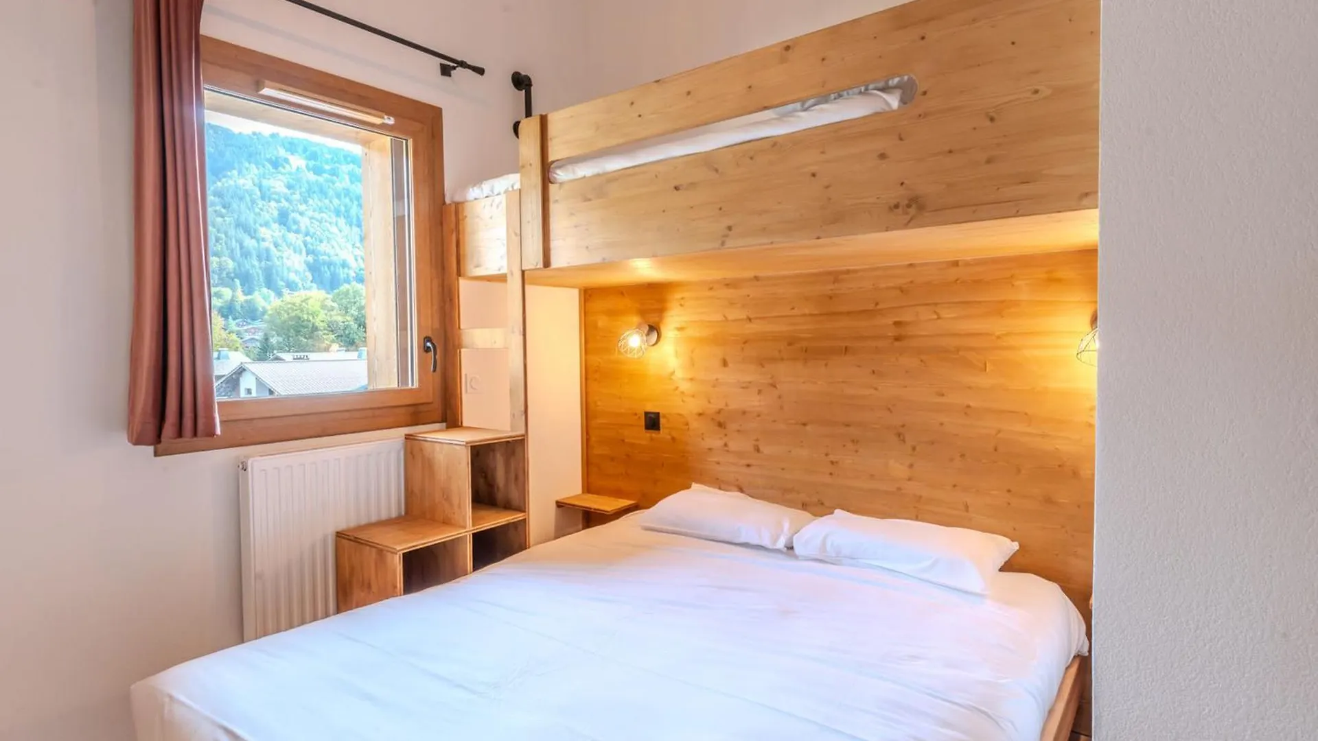 Appartement Neuf 4* A Morzine, 2 Chambres, Proche Pistes Et Centre, Balcon, Wifi, Garage Inclus - Fr-1-754-45